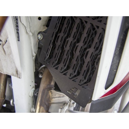 Προστατευτικό ψυγείου AltRider Honda CRF 1100L Africa Twin Adventure Sports μαύρο Προστατευτικό ψυγείου AltRider Honda CRF 1100L Africa Twin Adventure Sports μαύρο