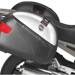 Βάσεις πλαϊνών βαλιτσών (ίσιες) GIVI Yamaha TDM 900