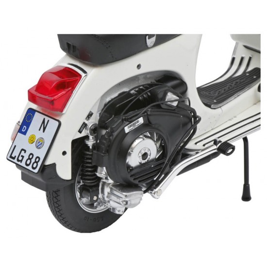 Μινιατούρα 1:10 Vespa PX 150 Anniversario Unita d'italia (full metal) Μινιατούρα 1:10 Vespa PX 150 Anniversario Unita d'italia (full metal)