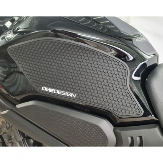 Πλαϊνά προστατευτικά ντεποζίτου έλξης PUIG HDR Honda CB 650 R Neo Sports Cafe μαύρα Πλαϊνά προστατευτικά ντεποζίτου έλξης PUIG HDR Honda CB 650 R Neo Sports Cafe μαύρα