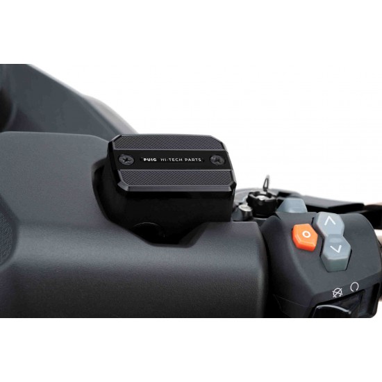 Καπάκι δοχείου υγρών εμπρός φρένου Puig Kymco AK 550 μαύρο Καπάκι δοχείου υγρών εμπρός φρένου Puig Kymco AK 550 μαύρο