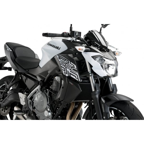 Πλαϊνά καλύμματα ψυγείου Puig Kawasaki Z 650 -19 carbon look Πλαϊνά καλύμματα ψυγείου Puig Kawasaki Z 650 -19 carbon look