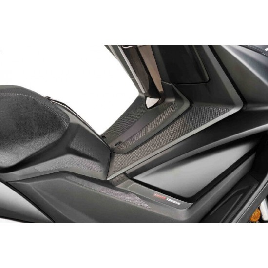 Tankpad scooter Puig Kymco AK550 Tankpad scooter Puig Kymco AK550