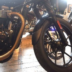 Επέκταση μπροστινού φτερού Triumph Street Twin (full set)