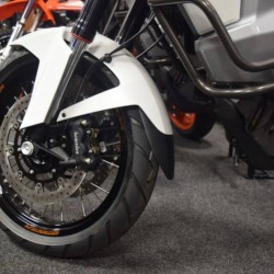 Επέκταση μπροστινού φτερού KTM 1050-1090 Adventure/R (stick fit)