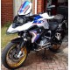 Ζελατίνα Pyramid Racing BMW R 1250 GS/Adv. λευκή-μπλε-κόκκινη Ζελατίνα Pyramid Racing BMW R 1250 GS/Adv. λευκή-μπλε-κόκκινη