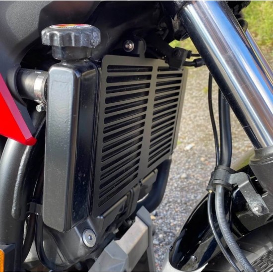 Προστατευτικό ψυγείου Pyramid Honda NC 750 X 21- μαύρο Προστατευτικό ψυγείου Pyramid Honda NC 750 X 21- μαύρο