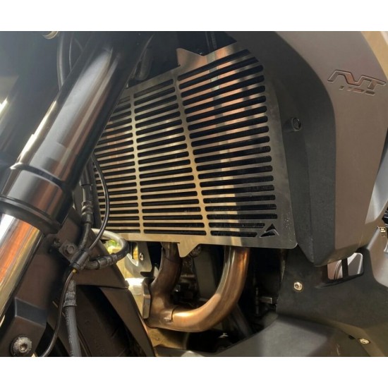Προστατευτικό ψυγείου Pyramid Honda NT 1100 μαύρο Προστατευτικό ψυγείου Pyramid Honda NT 1100 μαύρο