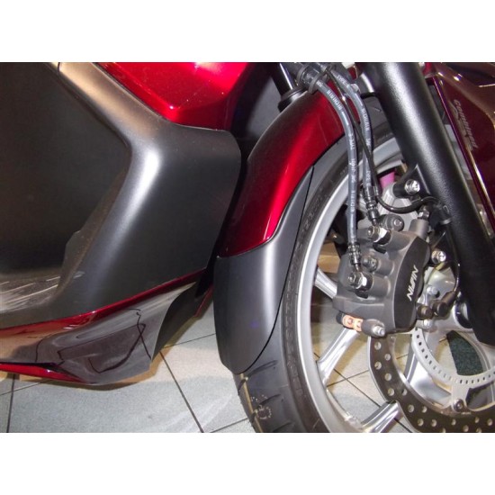 Επέκταση μπροστινού φτερού Honda Integra 700/750 12- (full set) Επέκταση μπροστινού φτερού Honda Integra 700/750 12- (full set)