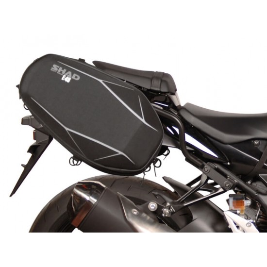 Βάσεις πλαϊνών σαμαριών SHAD Suzuki GSR 750 Βάσεις πλαϊνών σαμαριών SHAD Suzuki GSR 750