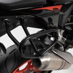 Βάση πλαϊνής βαλίτσας / σαμαριού SLC KTM 690 Duke 16- δεξιά