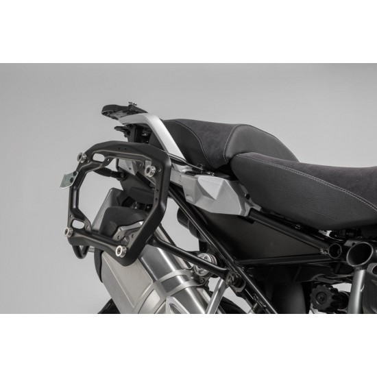 Σετ βάσεων και βαλιτσών SW-Motech TRAX ADV BMW R 1200 GS/Adv. LC 13- μαύρο Σετ βάσεων και βαλιτσών SW-Motech TRAX ADV BMW R 1200 GS/Adv. LC 13- μαύρο