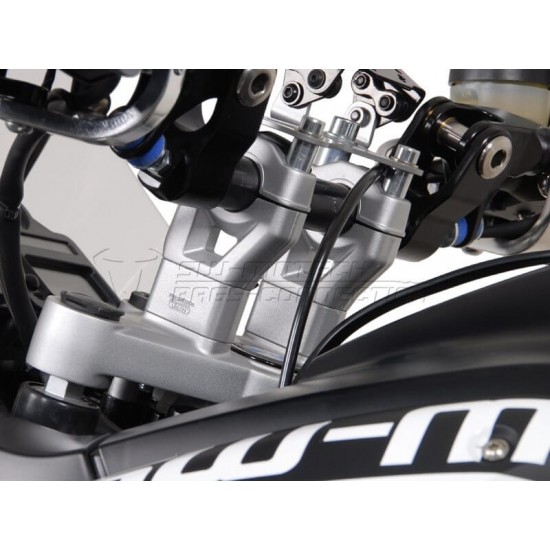 Αποστάτες τιμονιού 30 χιλ. SW-Motech BMW R 1200 GS/Adv. 08-12 ασημί Αποστάτες τιμονιού 30 χιλ. SW-Motech BMW R 1200 GS/Adv. 08-12 ασημί