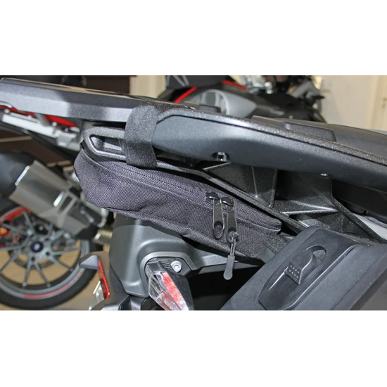 Τσαντάκι σχάρας Hornig BMW R 1300 GS μαύρο Τσαντάκι σχάρας Hornig BMW R 1300 GS μαύρο