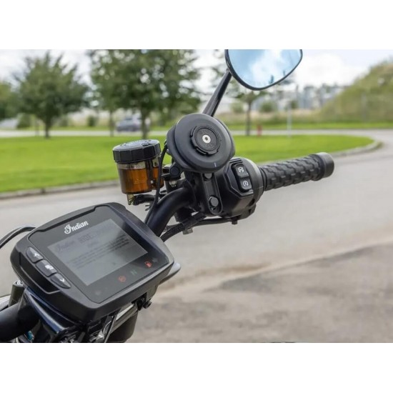 Βάση κινητού Quad Lock σε τρόμπα φρένου/συμπλέκτη Βάση κινητού Quad Lock σε τρόμπα φρένου/συμπλέκτη