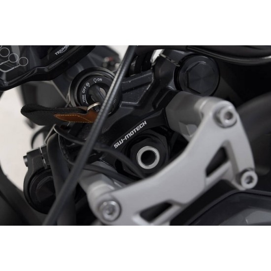 Αποστάτες τιμονιού SW-Motech 30 χιλ. Triumph Tiger Sport 660 μαύροι Αποστάτες τιμονιού SW-Motech 30 χιλ. Triumph Tiger Sport 660 μαύροι