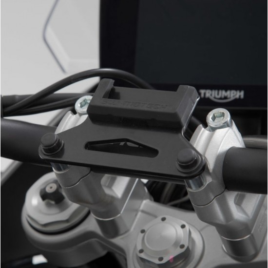 Βάση GPS SW-Motech Quick-Lock στην τιμονόπλακα Triumph Tiger 900 GT/Rally/Pro Βάση GPS SW-Motech Quick-Lock στην τιμονόπλακα Triumph Tiger 900 GT/Rally/Pro