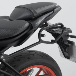 Βάση πλαϊνής βαλίτσας / σαμαριού SLC Yamaha MT-07 18- αριστερή