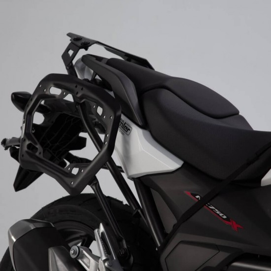 Σετ βάσεων και βαλιτσών SW-Motech TRAX ADV 37 lt. Honda NC 750 X 16-20 μαύρο Σετ βάσεων και βαλιτσών SW-Motech TRAX ADV 37 lt. Honda NC 750 X 16-20 μαύρο