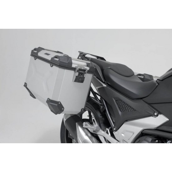 Σετ βάσεων και βαλιτσών SW-Motech TRAX ADV 37 lt. Honda NC 750 X 16-20 ασημί Σετ βάσεων και βαλιτσών SW-Motech TRAX ADV 37 lt. Honda NC 750 X 16-20 ασημί