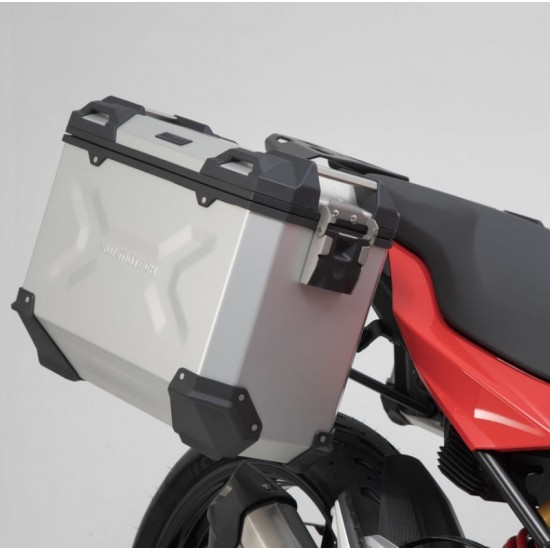 Σετ βάσεων και βαλιτσών SW-Motech TRAX ADV 37 lt. BMW F 900 R/XR ασημί Σετ βάσεων και βαλιτσών SW-Motech TRAX ADV 37 lt. BMW F 900 R/XR ασημί