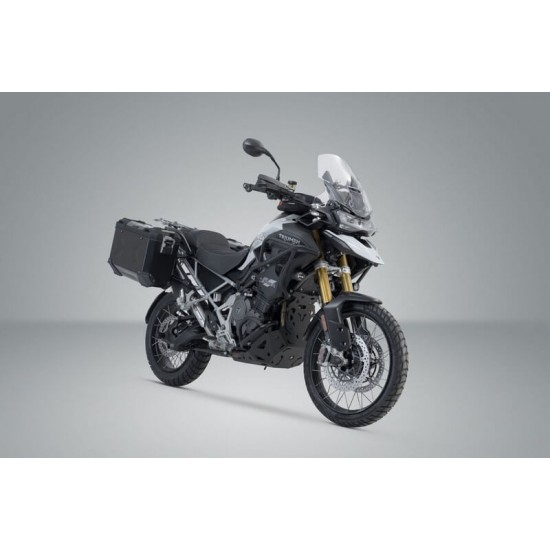 Σετ βάσεων και βαλιτσών SW-Motech TRAX ADV Triumph Tiger 1200 GT/Rally/Pro 22- μαύρο Σετ βάσεων και βαλιτσών SW-Motech TRAX ADV Triumph Tiger 1200 GT/Rally/Pro 22- μαύρο