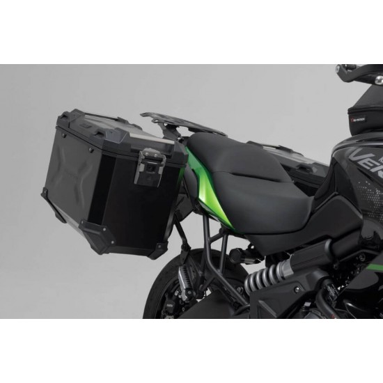Σετ βάσεων και βαλιτσών SW-Motech TRAX ADV 45/45 lt. Kawasaki Versys 650 15- μαύρο Σετ βάσεων και βαλιτσών SW-Motech TRAX ADV 45/45 lt. Kawasaki Versys 650 15- μαύρο