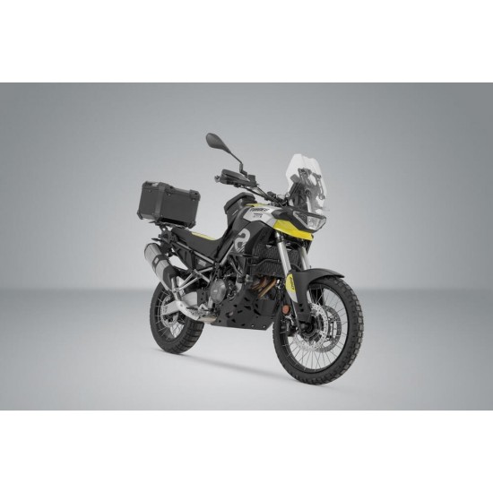 Σετ βάσης και βαλίτσας topcase SW-Motech TRAX ADV Aprilia Tuareg 660 μαύρο Σετ βάσης και βαλίτσας topcase SW-Motech TRAX ADV Aprilia Tuareg 660 μαύρο