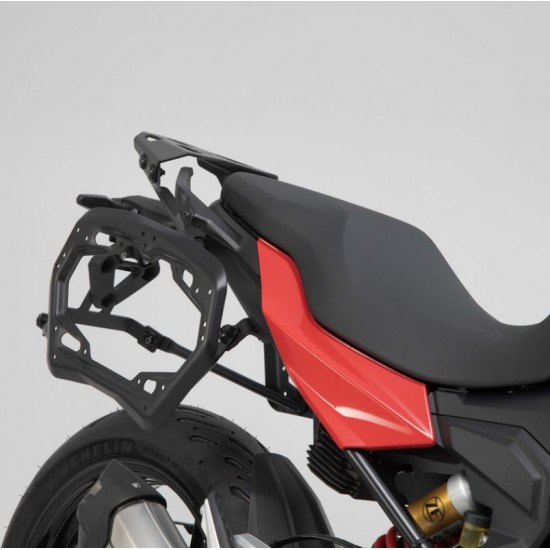 Σετ βάσεων και βαλιτσών SW-Motech TRAX ION 37 lt. BMW F 900 R/XR μαύρο Σετ βάσεων και βαλιτσών SW-Motech TRAX ION 37 lt. BMW F 900 R/XR μαύρο