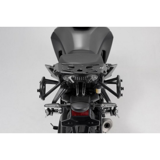 Σετ βάσεων και πλαϊνών βαλιτσών SW-Motech Urban ABS 33 lt. Yamaha Tracer 7 (σετ) Σετ βάσεων και πλαϊνών βαλιτσών SW-Motech Urban ABS 33 lt. Yamaha Tracer 7 (σετ)