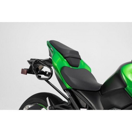 Σετ βάσεων και πλαϊνών βαλιτσών SW-Motech Urban ABS 33 lt. Kawasaki Ζ 900 (σετ) Σετ βάσεων και πλαϊνών βαλιτσών SW-Motech Urban ABS 33 lt. Kawasaki Ζ 900 (σετ)