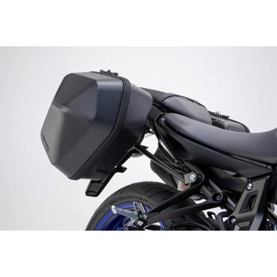 Σετ βάσεων και πλαϊνών βαλιτσών SW-Motech Urban ABS 33 lt. Yamaha MT-07 18- (σετ) Σετ βάσεων και πλαϊνών βαλιτσών SW-Motech Urban ABS 33 lt. Yamaha MT-07 18- (σετ)