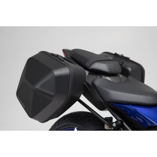 Σετ βάσεων και πλαϊνών βαλιτσών SW-Motech Urban ABS 33 lt. Yamaha MT-07 -17 (σετ) Σετ βάσεων και πλαϊνών βαλιτσών SW-Motech Urban ABS 33 lt. Yamaha MT-07 -17 (σετ)