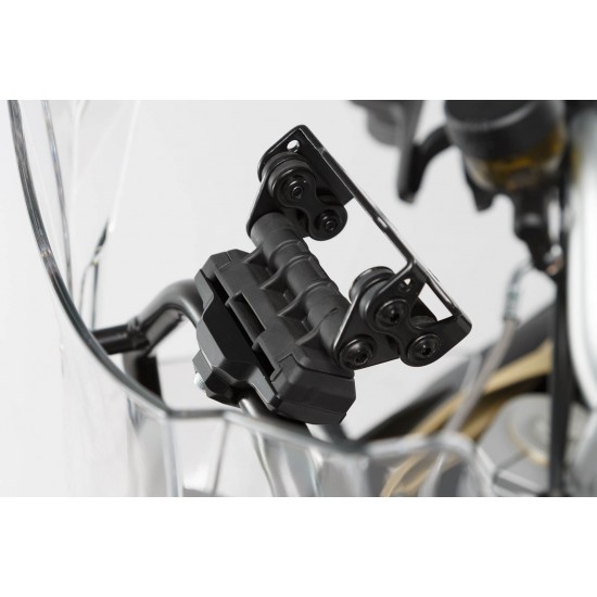 Βάση GPS SW-Motech Quick-Lock για το μπαράκι Benelli TRK 502X μαύρη Βάση GPS SW-Motech Quick-Lock για το μπαράκι Benelli TRK 502X μαύρη