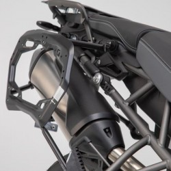 Σετ πλαϊνών βαλιτσών SW-Motech AERO και βάσεων PRO Triumph Tiger 800/XC/XR