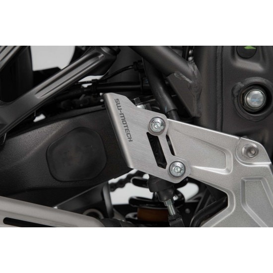Προστατευτικό τρόμπας πίσω φρένου SW-Motech Yamaha Tenere 700 ασημί Προστατευτικό τρόμπας πίσω φρένου SW-Motech Yamaha Tenere 700 ασημί