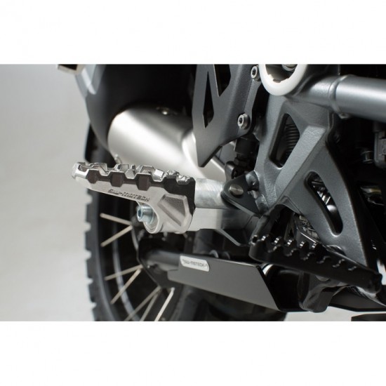 Ρυθμιζόμενα αναδιπλούμενα μαρσπιέ SW-Motech EVO Honda NC 700-750 S/X Ρυθμιζόμενα αναδιπλούμενα μαρσπιέ SW-Motech EVO Honda NC 700-750 S/X