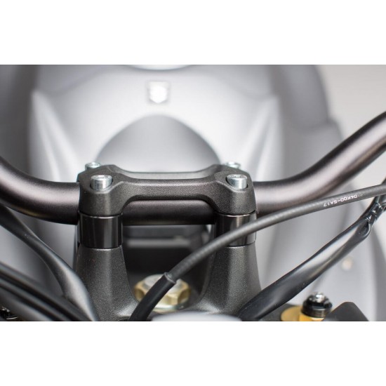 Αποστάτες τιμονιού SW-Motech 20 χιλ. Suzuki GSX-S 1000/F 15- μαύροι Αποστάτες τιμονιού SW-Motech 20 χιλ. Suzuki GSX-S 1000/F 15- μαύροι