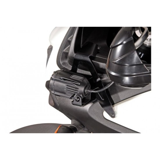 Βάσεις για προβολάκια SW-Motech Suzuki DL 650 V-Strom/XT 11-16 Βάσεις για προβολάκια SW-Motech Suzuki DL 650 V-Strom/XT 11-16