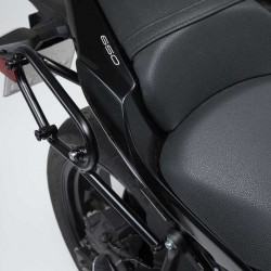 Βάση πλαϊνής βαλίτσας / σαμαριού SLC Kawasaki Z 650 δεξιά