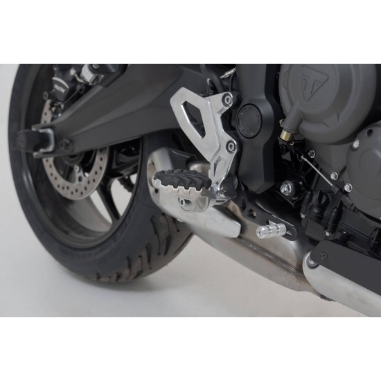Ρυθμιζόμενα αναδιπλούμενα μαρσπιέ SW-Motech EVO Triumph Tiger Sport 660 Ρυθμιζόμενα αναδιπλούμενα μαρσπιέ SW-Motech EVO Triumph Tiger Sport 660