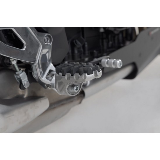 Ρυθμιζόμενα αναδιπλούμενα μαρσπιέ SW-Motech EVO Triumph Tiger Sport 660 Ρυθμιζόμενα αναδιπλούμενα μαρσπιέ SW-Motech EVO Triumph Tiger Sport 660