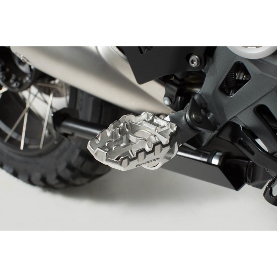 Ρυθμιζόμενα αναδιπλούμενα μαρσπιέ SW-Motech EVO Kawasaki Versys 650 15- 