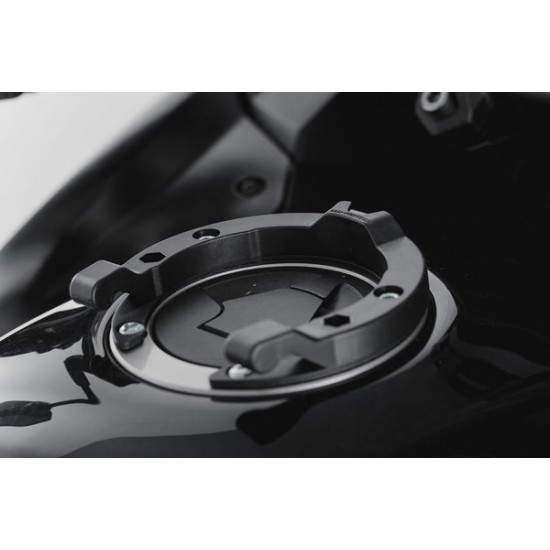 Βάση SW-Motech tankring ION Kawasaki ER-6 F/N Βάση SW-Motech tankring ION Kawasaki ER-6 F/N